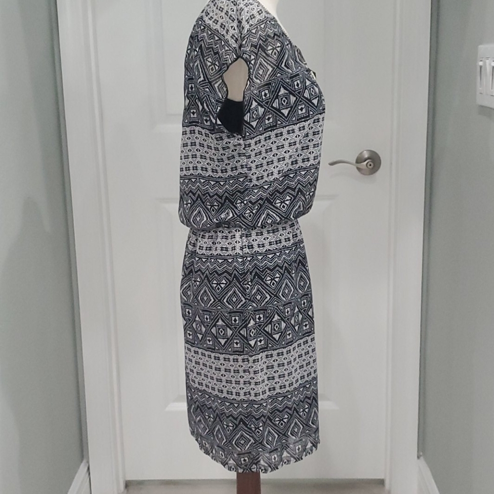 Brand New Women's Dress Size Small - Picture 3 of 5